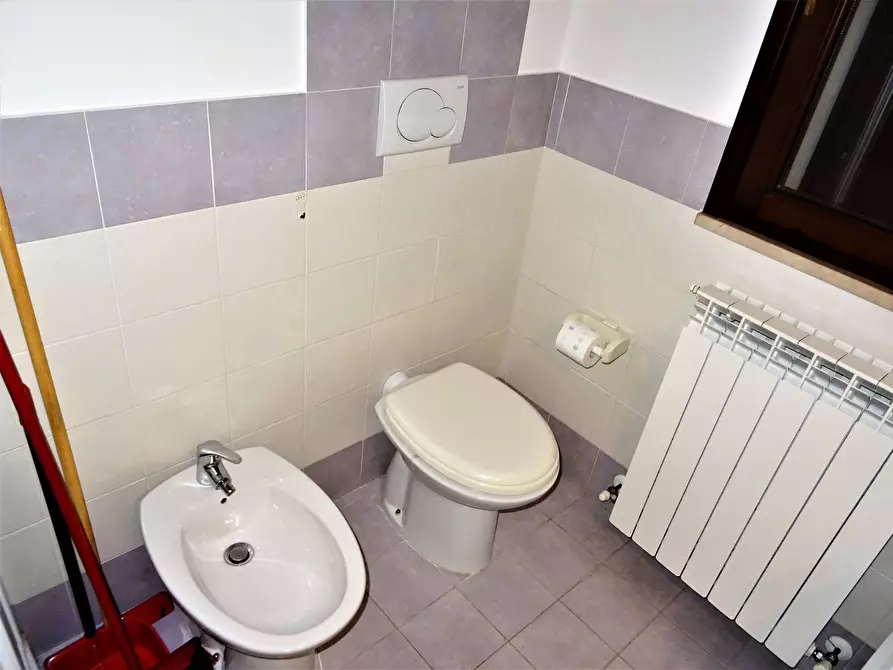 Immagine 14 di Casa indipendente in vendita  a Terre Roveresche