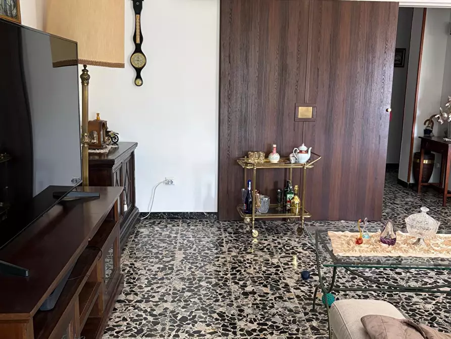 Immagine 5 di Appartamento in vendita  a Senigallia