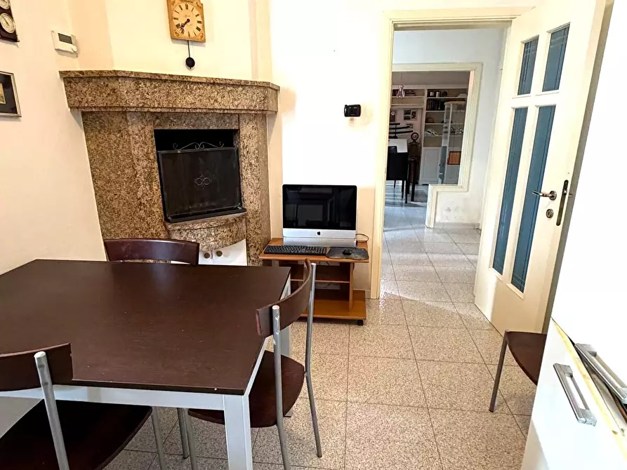Immagine 11 di Appartamento in vendita  in Viale IV Novembre 85 a Senigallia