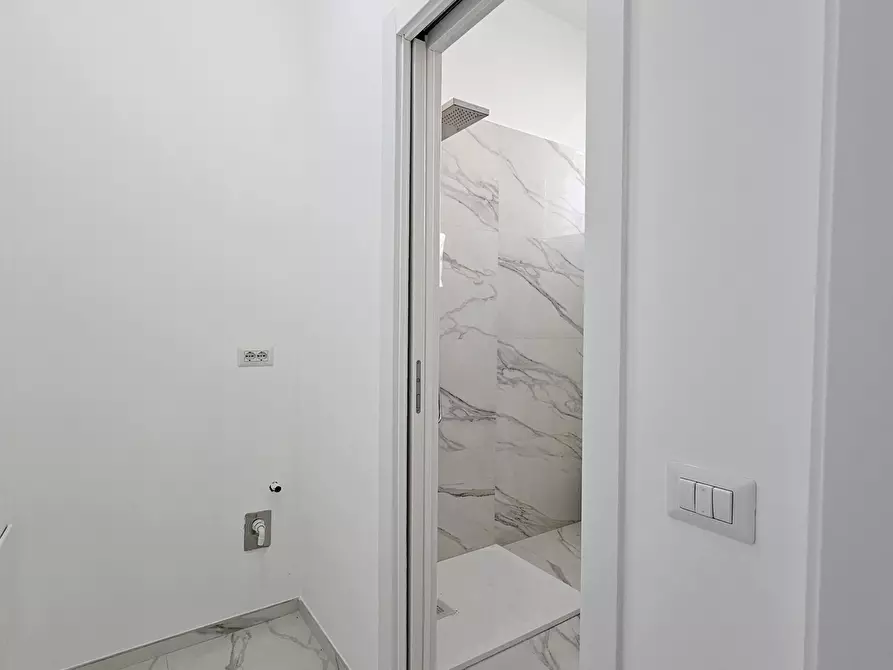 Immagine 14 di Bilocale in vendita  in via Laberinto 54 a San Benedetto Del Tronto