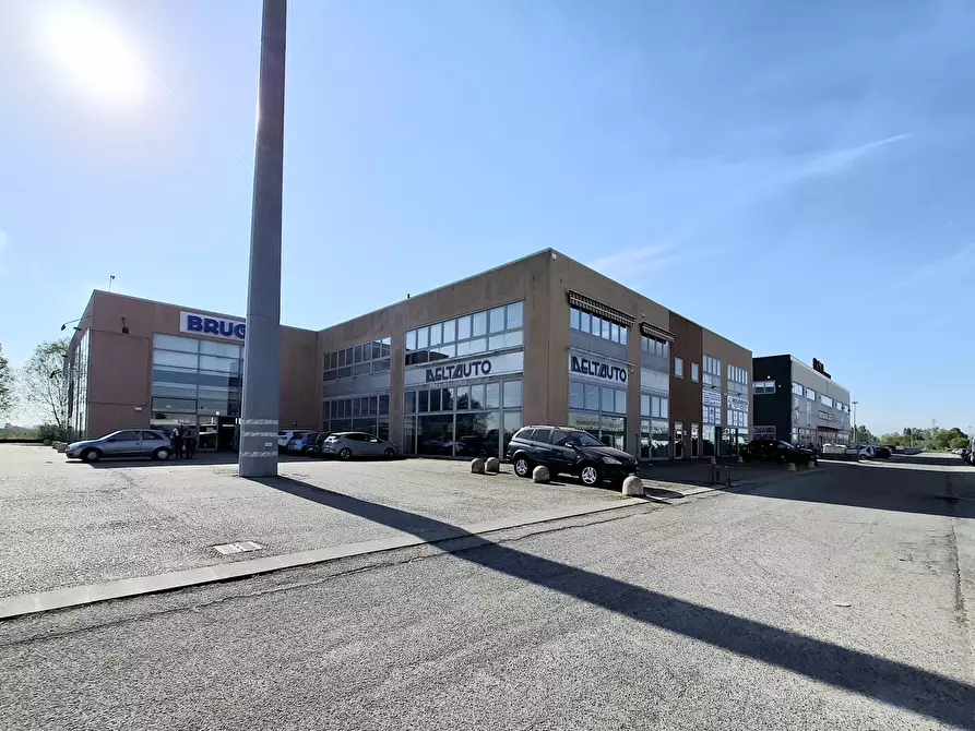 Immagine 9 di Ufficio in vendita  in Via del Commercio 71 a Rovigo