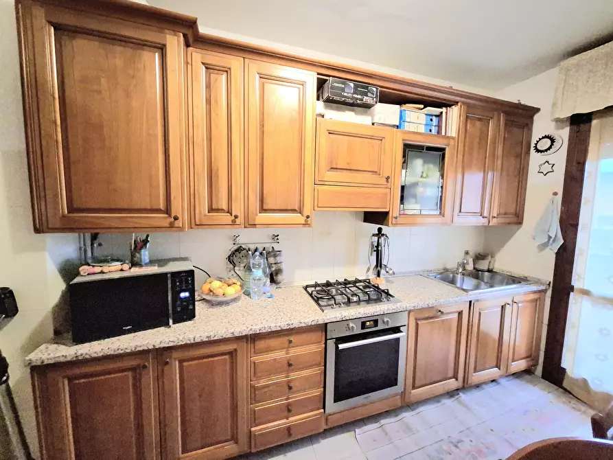 Immagine 8 di Trilocale in vendita  in Via Pietro Nenni 6 a Adria