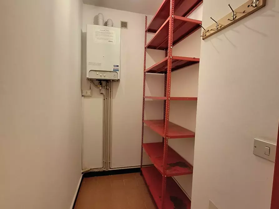 Immagine 13 di Trilocale in vendita  in Via della Costituzione 18A a Rovigo