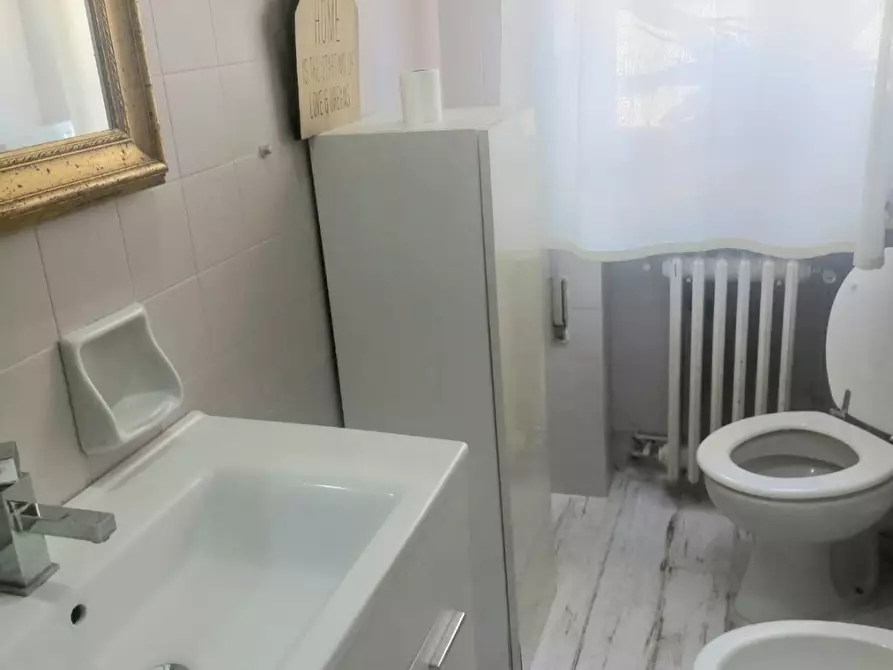 Immagine 11 di Quadrilocale in vendita  in Via Umberto I 31 a Rovigo