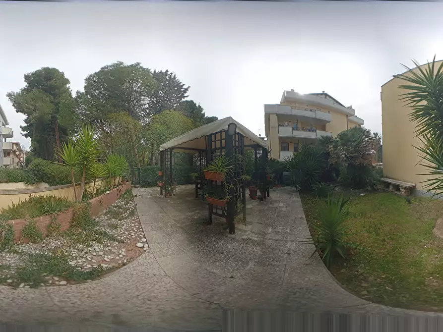 Immagine 75 di Terratetto in vendita  in Via le Quote 13 a Roseto Degli Abruzzi