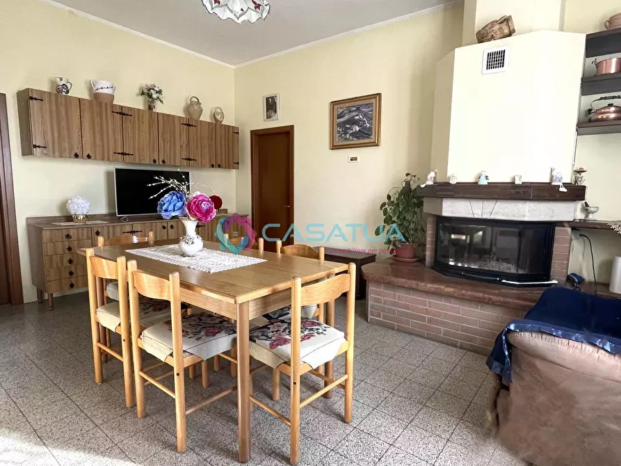 Immagine 6 di Rustico / casale in vendita  a Loreto Aprutino