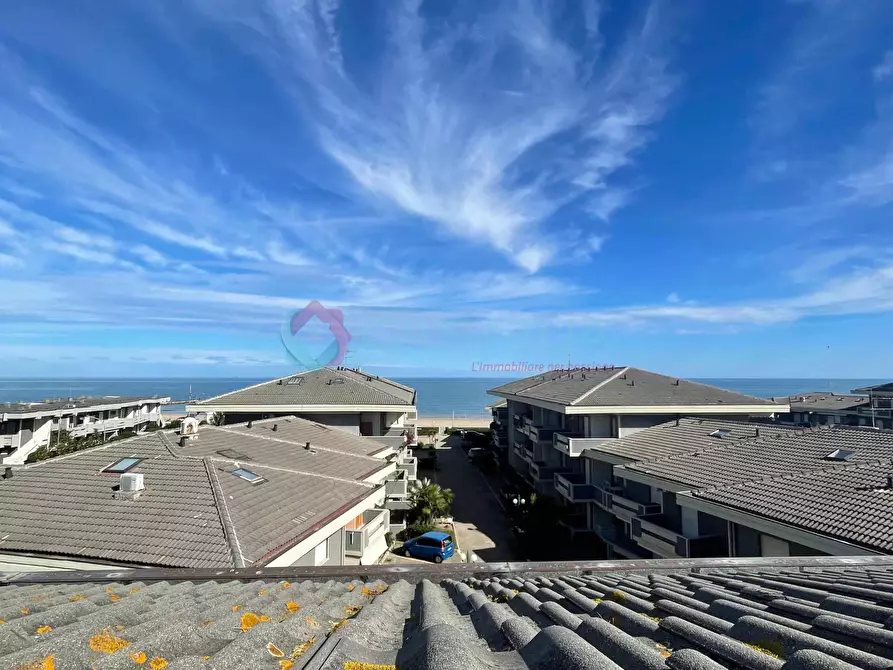 Immagine 6 di Stanza singola in vendita  a Silvi