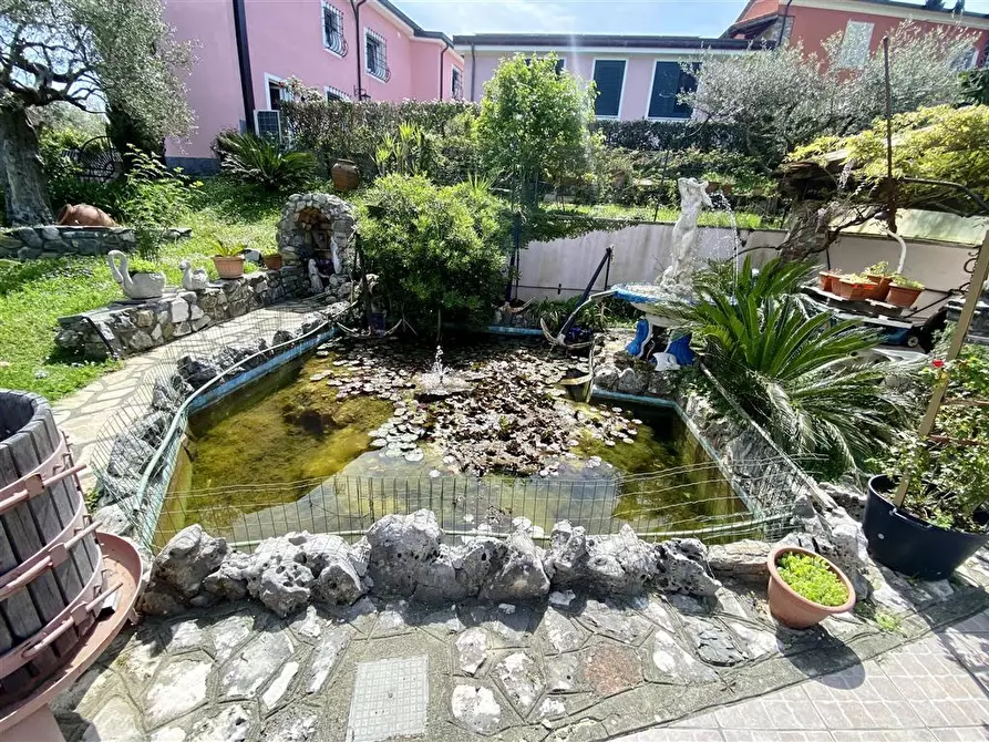 Immagine 10 di Villa in vendita  in Via Paternino 33 a Sarzana
