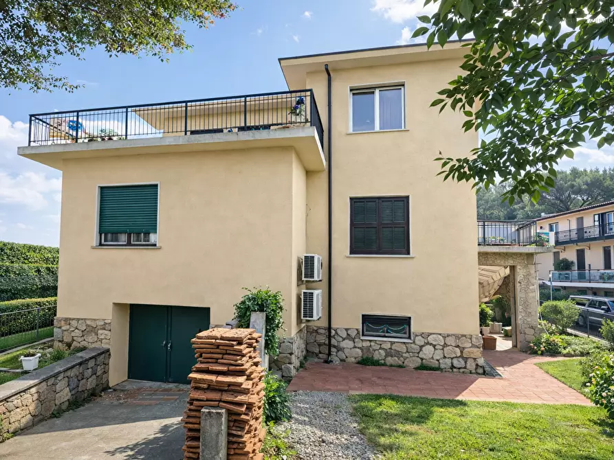 Immagine 4 di Casa indipendente in vendita  in Via C. A. Fabbricotti 68 a Ameglia