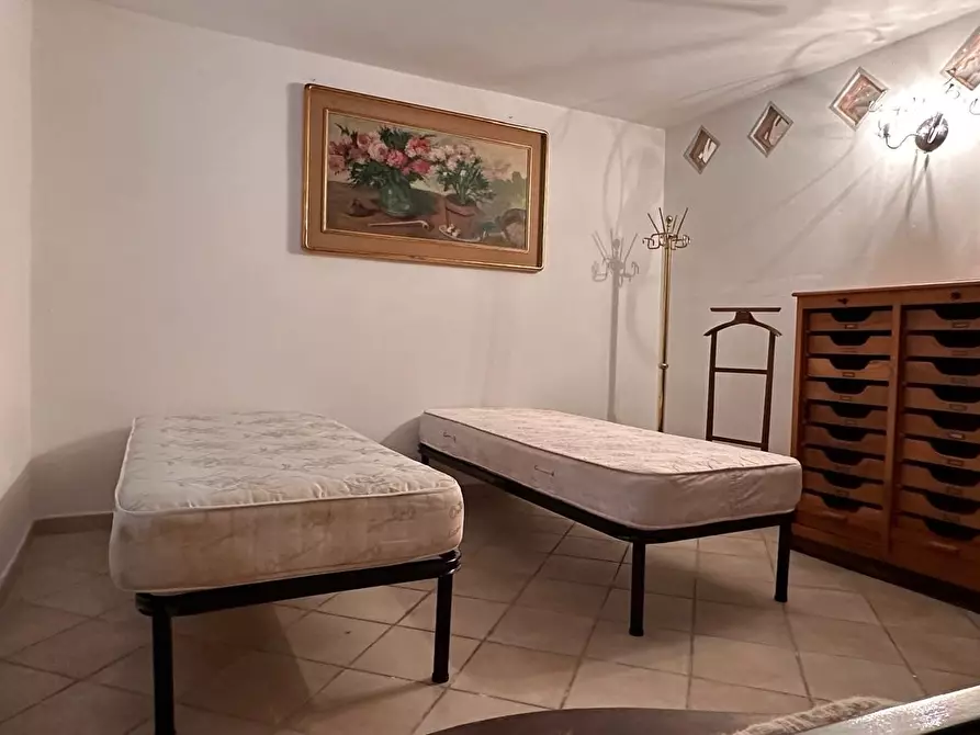 Immagine 4 di Porzione di casa in affitto  in Via Madonnina 55 a Ortonovo