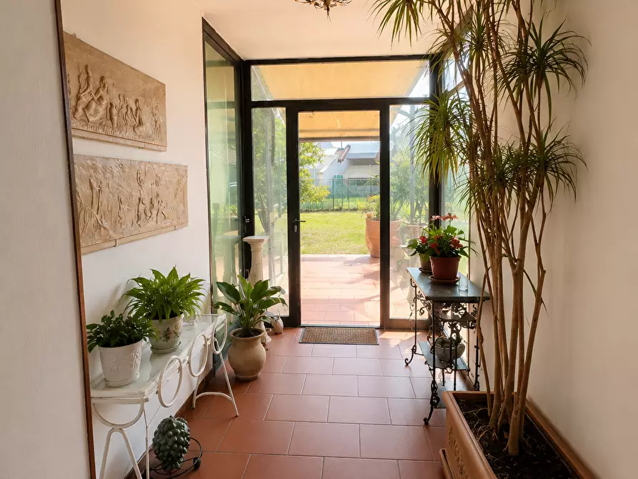 Immagine 40 di Villa in vendita  in Via Acquala 40 a Montignoso