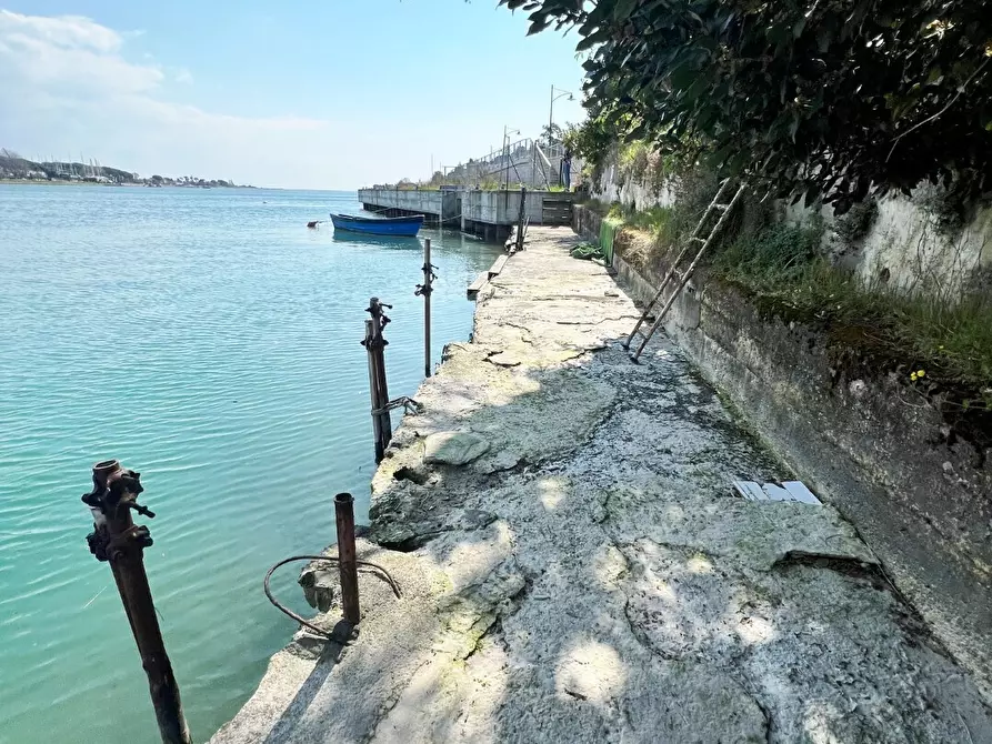 Immagine 30 di Casa indipendente in vendita  in Via C. A. Fabbricotti 68 a Ameglia