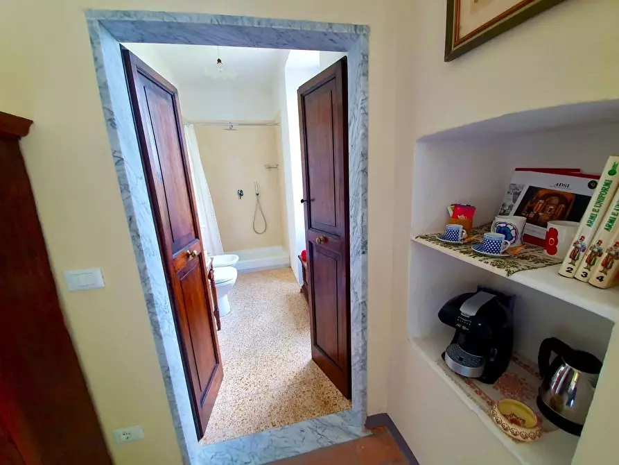 Immagine 11 di Stanza singola in affitto  in Via San Francesco 19 a Sarzana