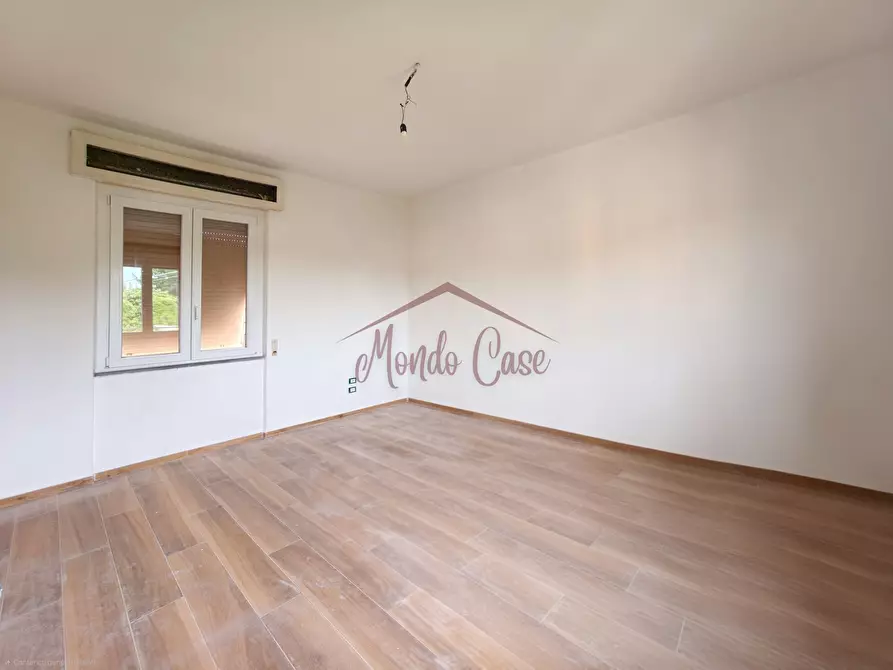 Immagine 37 di Porzione di casa in vendita  in Via Battifollo 53 a Sarzana