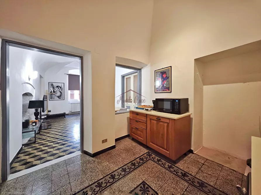 Immagine 16 di Trilocale in vendita  a Sarzana