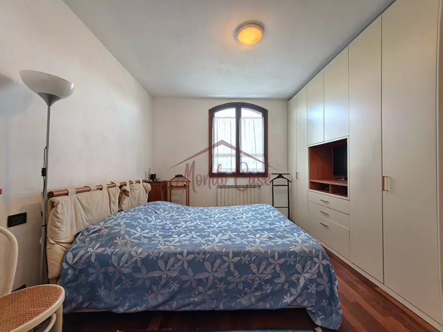 Immagine 42 di Porzione di casa in vendita  in Via Camisano a Ameglia