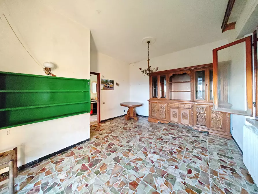 Immagine 30 di Porzione di casa in vendita  in SP23 683 a Castelnuovo Magra