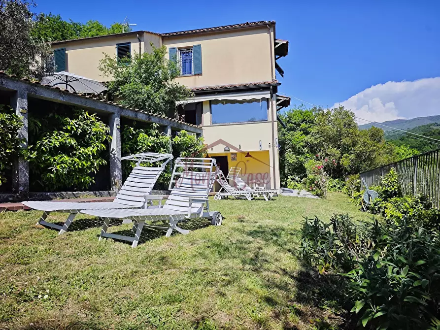 Immagine 13 di Villa in vendita  in Via Canalburo 66 A a Sarzana