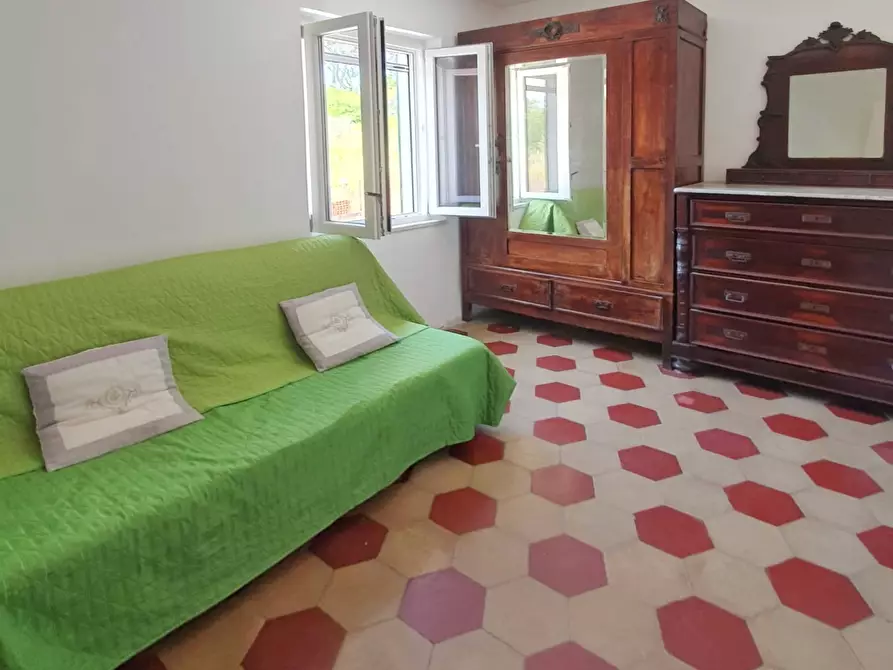 Immagine 10 di Porzione di casa in vendita  in Via Montecavallo a Sarzana