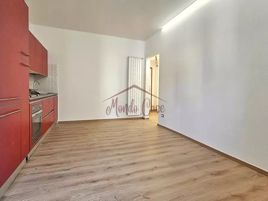 Immagine 5 di Trilocale in vendita  in Piazza Giacomo Matteotti 29 a Sarzana