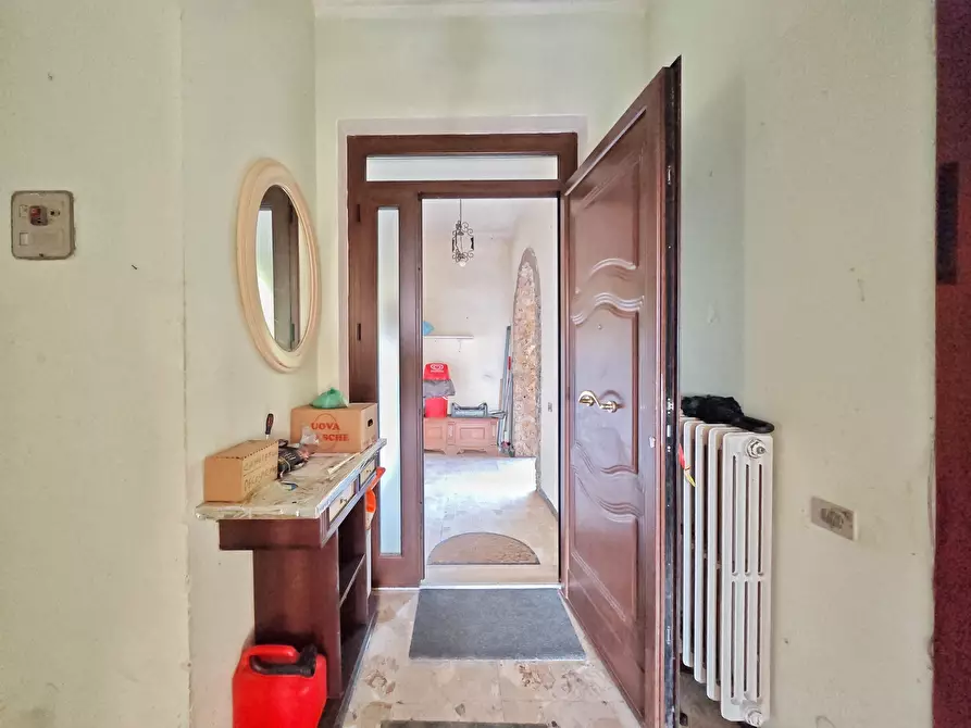 Immagine 34 di Porzione di casa in vendita  in SP23 683 a Castelnuovo Magra