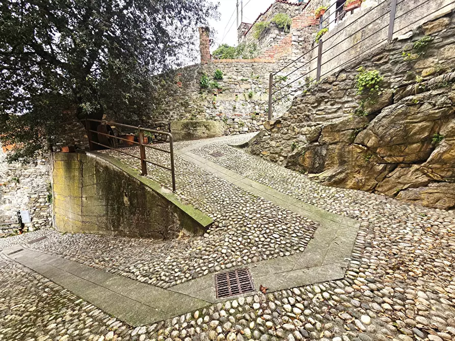 Immagine 53 di Terratetto in vendita  in Via San Rocco 12 a Sarzana