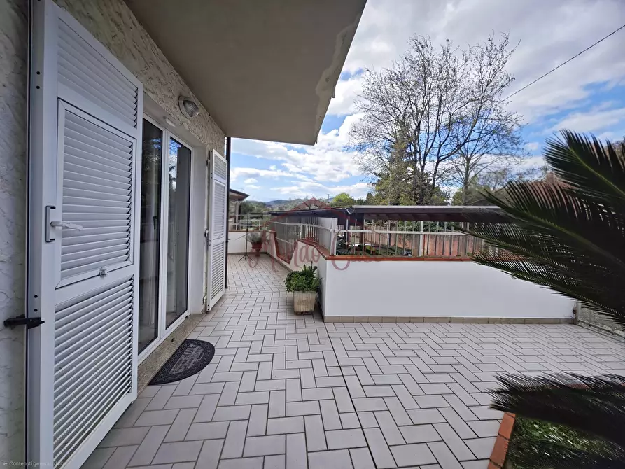 Immagine 55 di Porzione di casa in vendita  a Fosdinovo