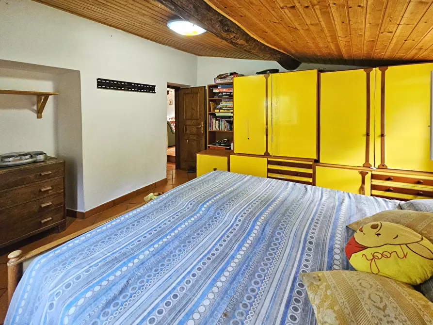 Immagine 30 di Porzione di casa in vendita  in Via Canepari 70 a Fosdinovo