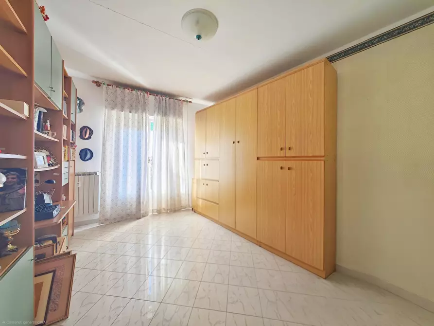 Immagine 19 di Quadrilocale in vendita  in Piazza Giacomo Matteotti 8 a Sarzana