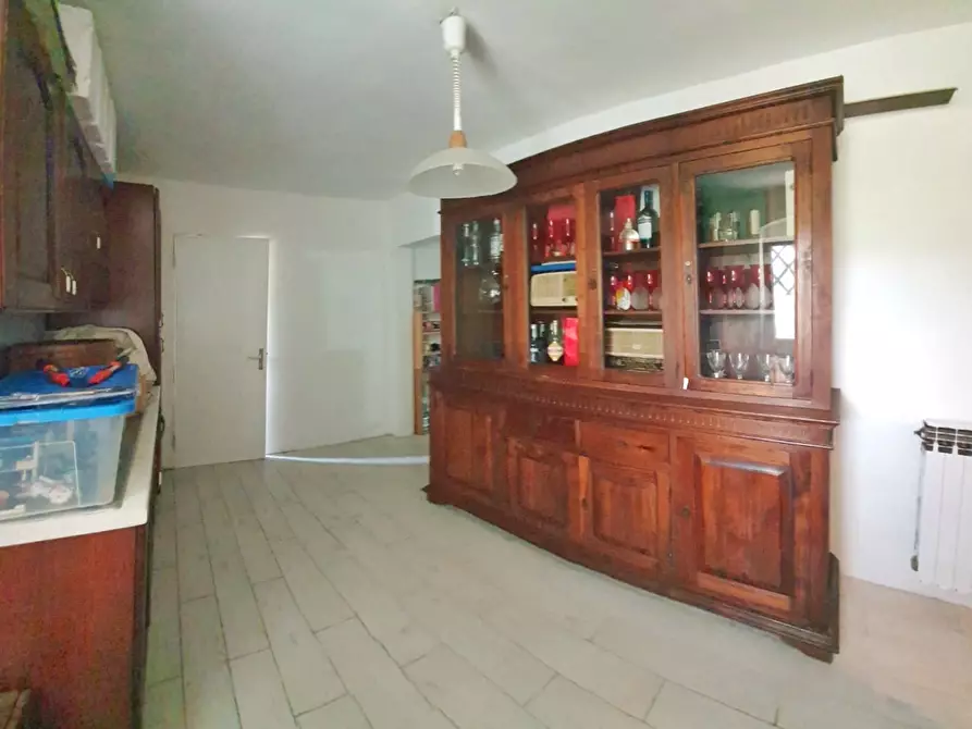 Immagine 23 di Porzione di casa in vendita  in Via Montecavallo a Sarzana