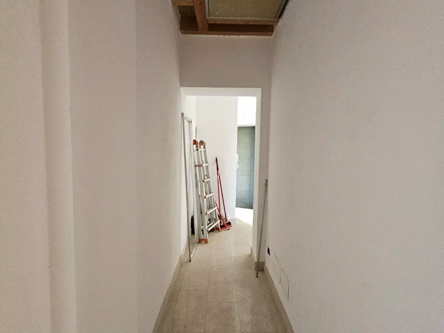 Immagine 25 di Quadrilocale in vendita  in Via Cisa 95 a Sarzana