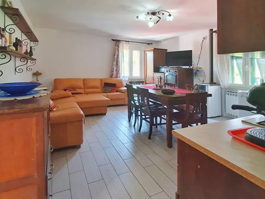 Immagine 6 di Porzione di casa in vendita  in Via Montecavallo a Sarzana