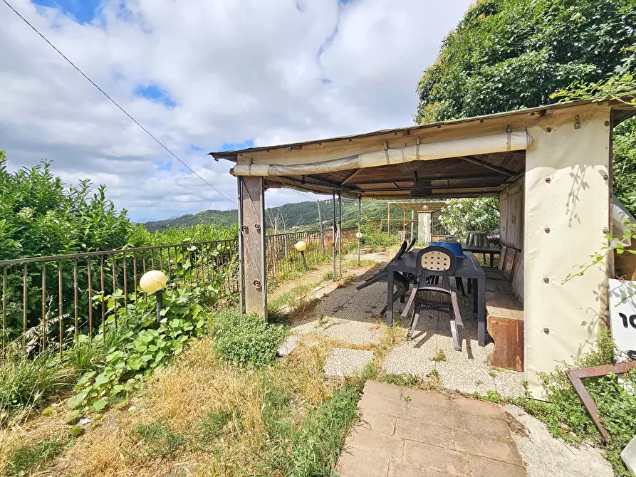 Immagine 10 di Porzione di casa in vendita  in Via Canepari 70 a Fosdinovo