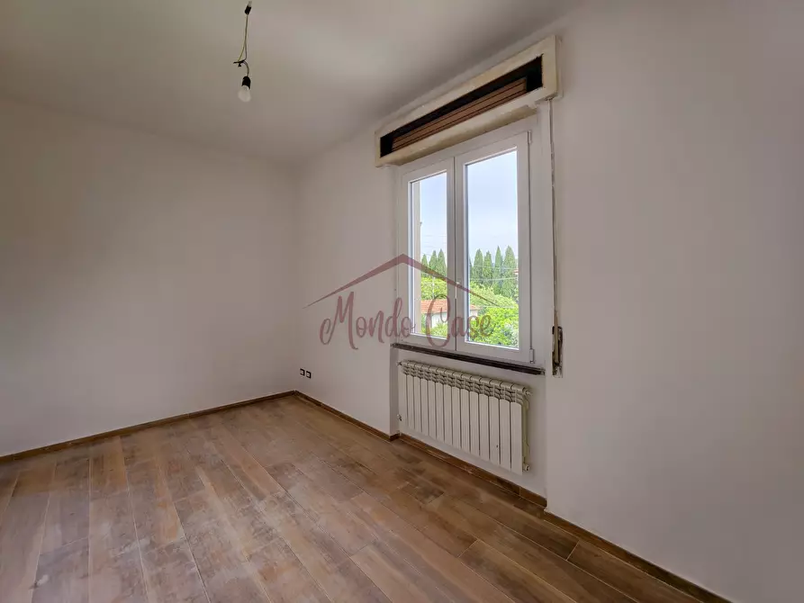 Immagine 19 di Porzione di casa in vendita  in Via Battifollo 53 a Sarzana