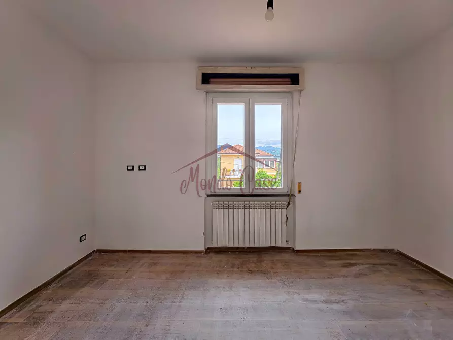 Immagine 32 di Porzione di casa in vendita  in Via Battifollo 53 a Sarzana
