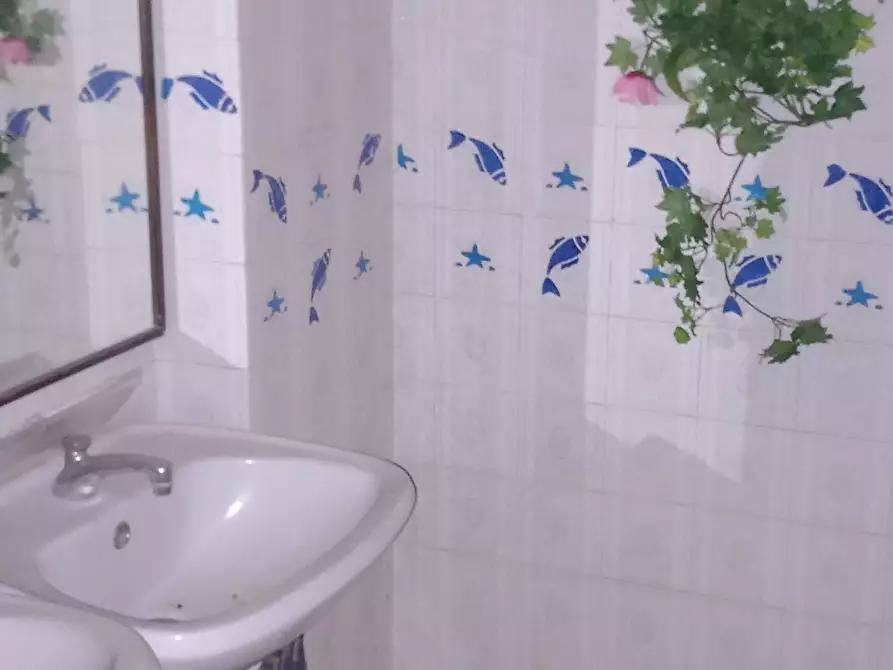 Immagine 6 di Locale commerciale in affitto  in VIALE ALCIONE 139B a Francavilla Al Mare