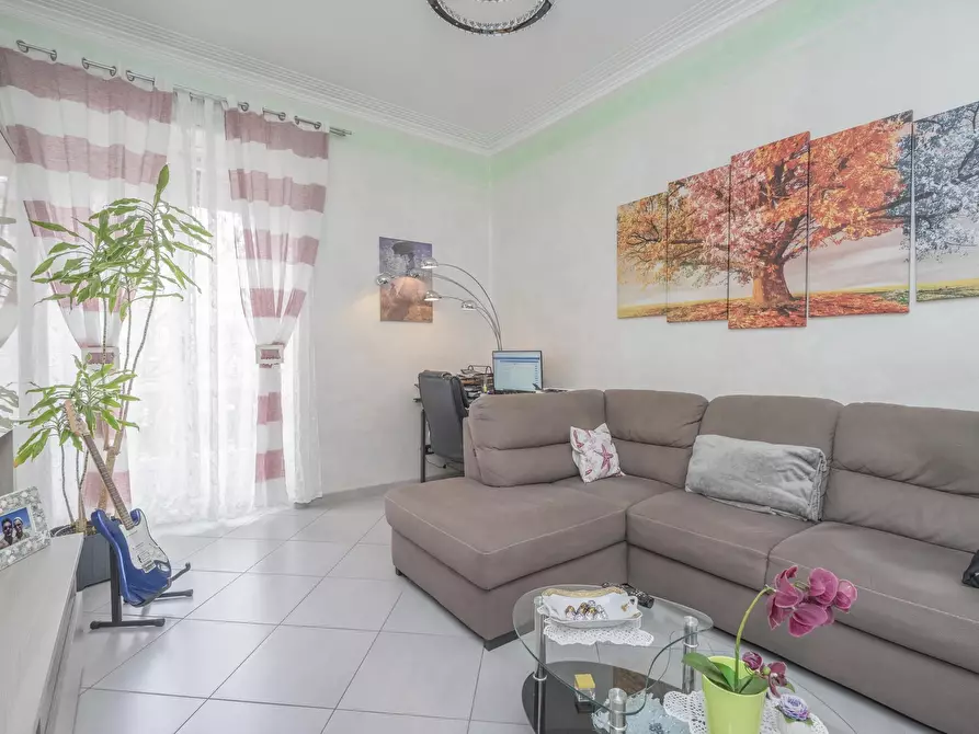 Immagine 17 di Trilocale in vendita  in Corso Novara 17 a Torino