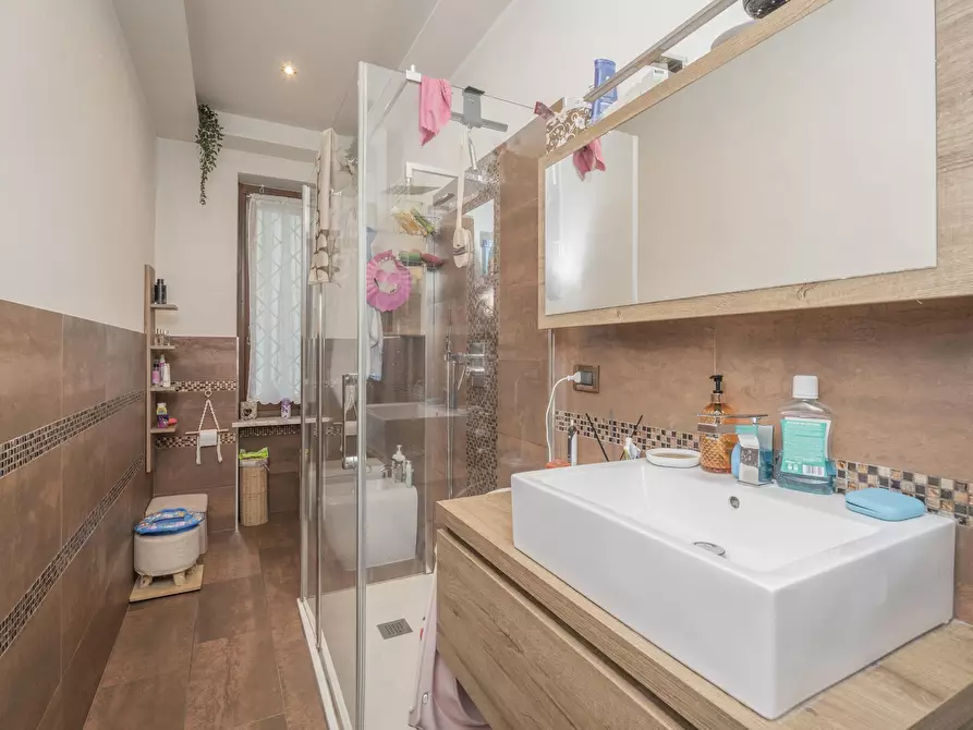 Immagine 20 di Trilocale in vendita  in Strada di Lanzo 140/A a Torino