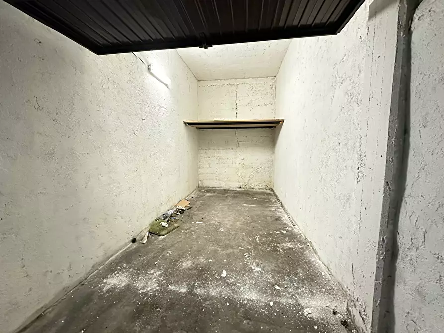 Immagine 14 di Garage in vendita  in Via Pesaro 45 a Torino