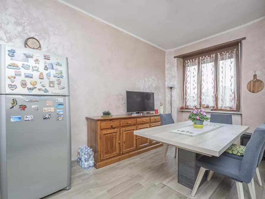 Immagine 8 di Trilocale in vendita  in Largo Borgaro 42 a Torino