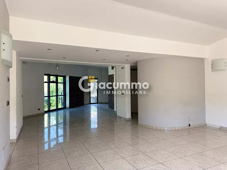 Immagine 13 di Pentalocale in vendita  in Via del Gallitello 91 a Potenza