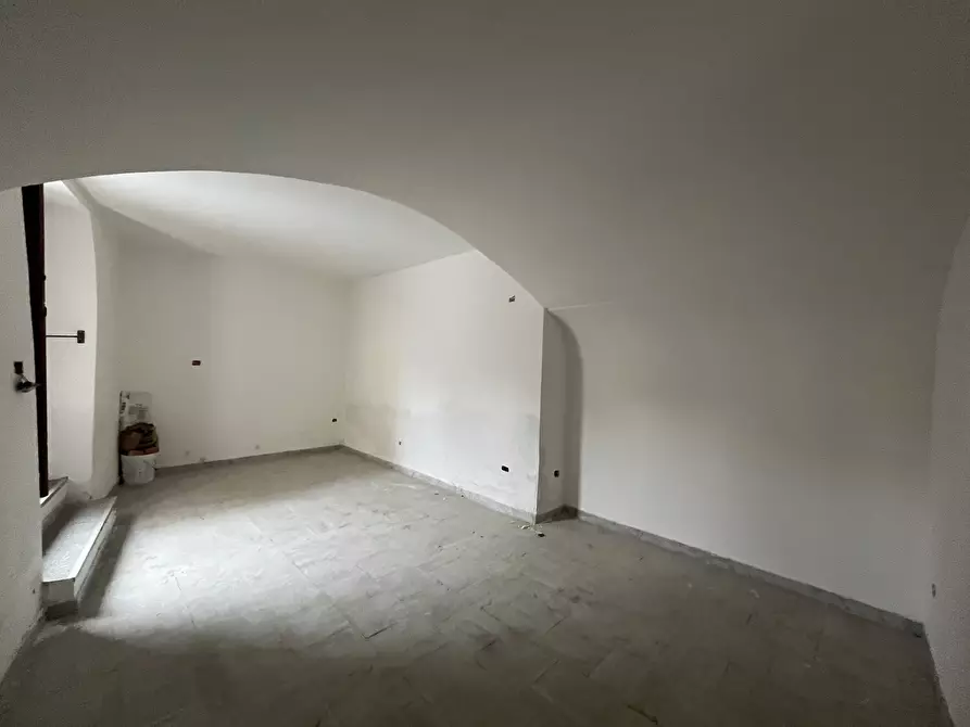 Immagine 8 di Magazzino in vendita  in Via Pretoria a Potenza