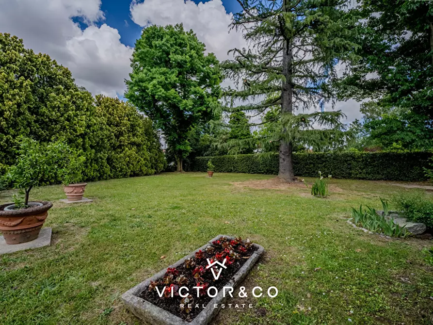 Immagine 9 di Villa in vendita  in Via Sciesa snc a Novara