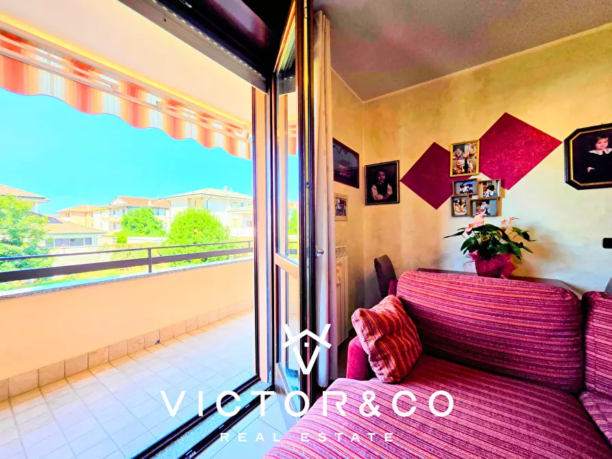 Immagine 4 di Quadrilocale in vendita  in Via Leopardi snc a Romentino