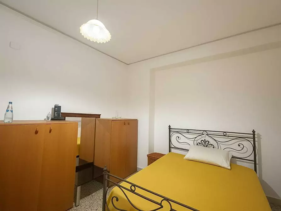 Immagine 13 di Quadrilocale in vendita  in Via Ruggerone da Palermo 52 a Palermo