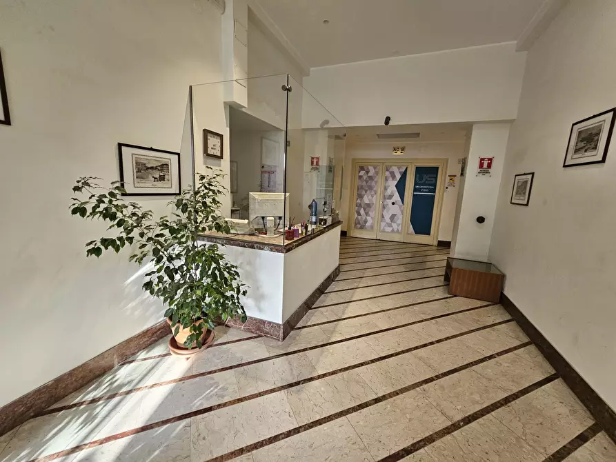 Immagine 16 di Trilocale in affitto  a Palermo