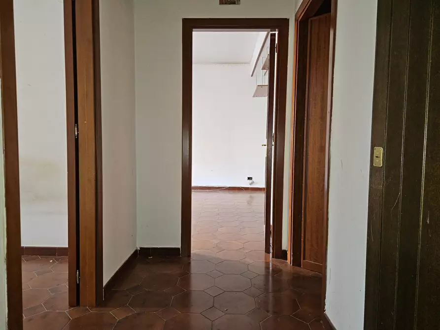 Immagine 10 di Quadrilocale in vendita  in Via Gustavo Roccella a Palermo