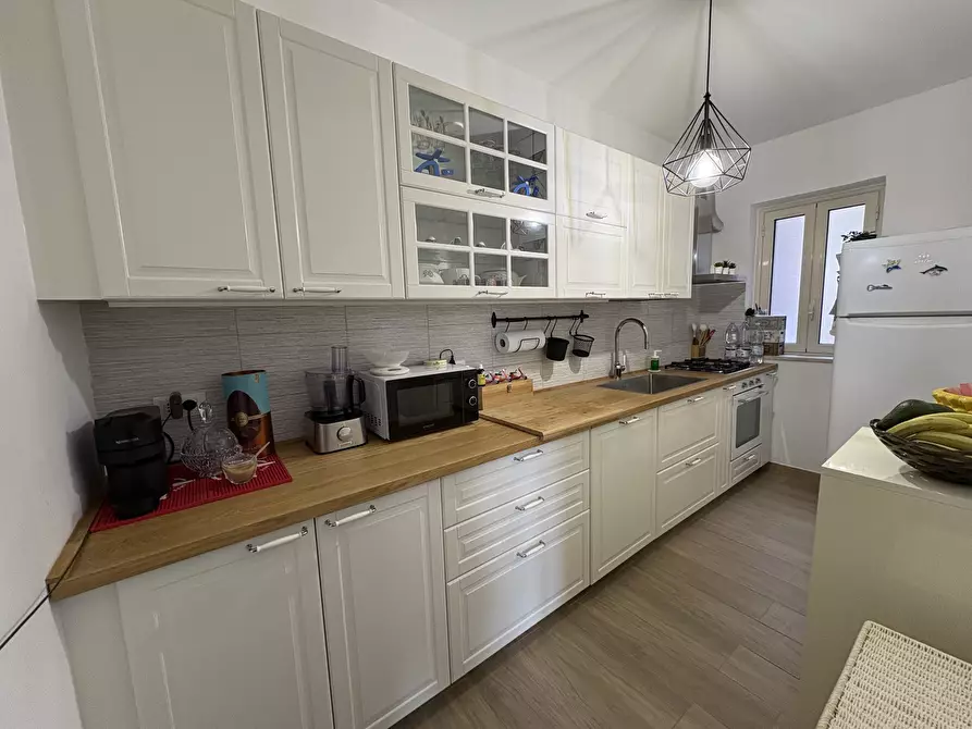 Immagine 9 di Trilocale in vendita  in Via Vito La Mantia 86 a Palermo