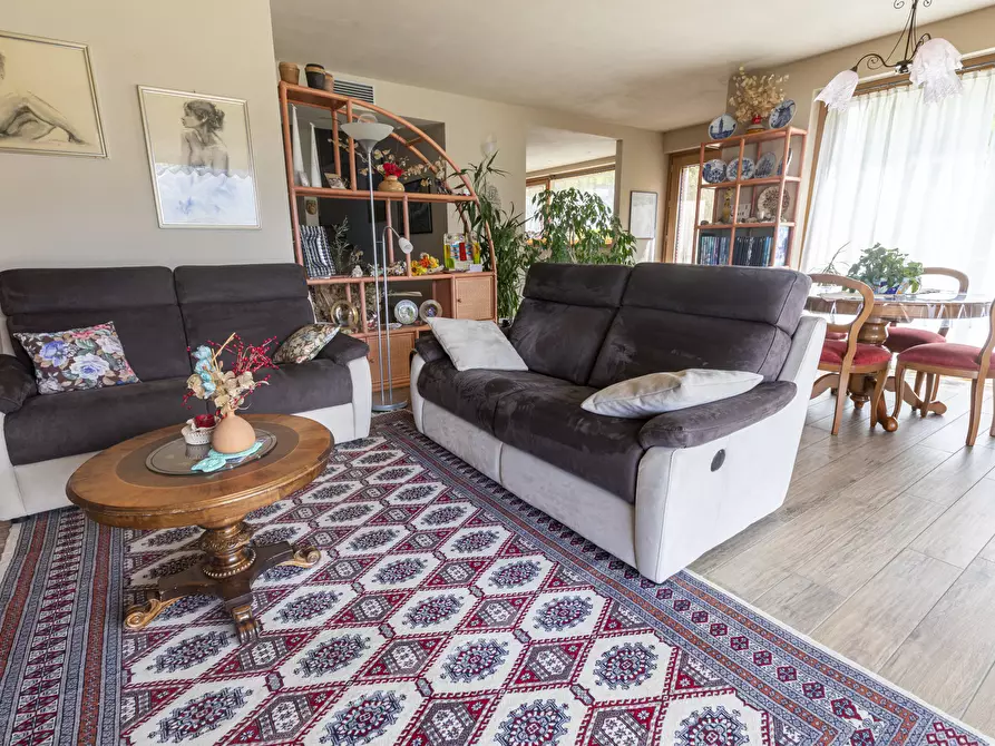 Immagine 28 di Villa in vendita  in Via Colombèe 11 a Colico