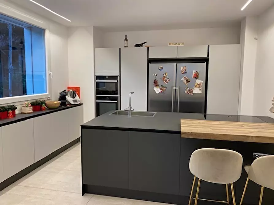 Immagine 36 di Villa in vendita  in Via Bruno Buozzi 16 a Sovico